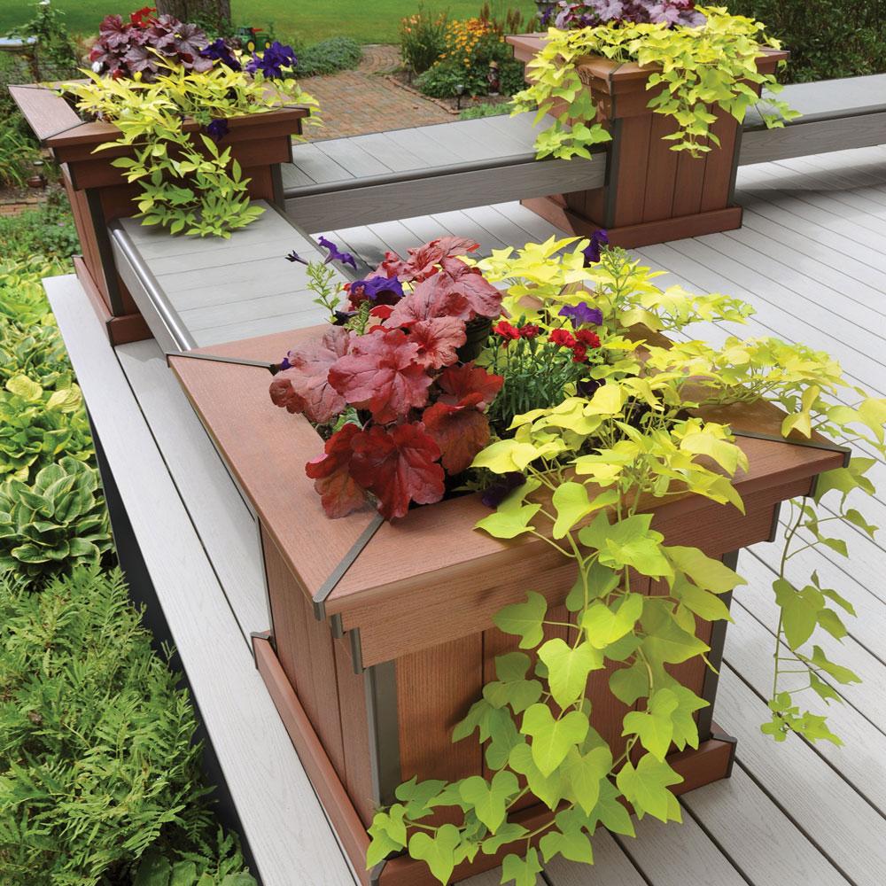 Decking & Landscaping