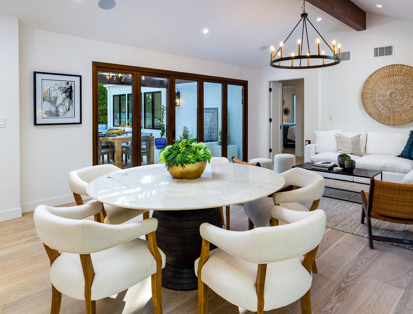 LaCantina Contemporary Clad Folding Doors